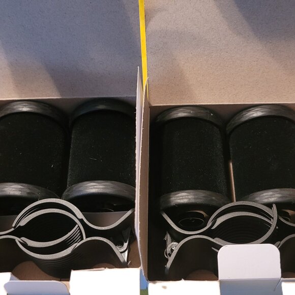 T3 Volumizing Hot Rollers Luxe 4 Rollers , 4 Clips, Size 1 3/4" - Picture 4 of 4